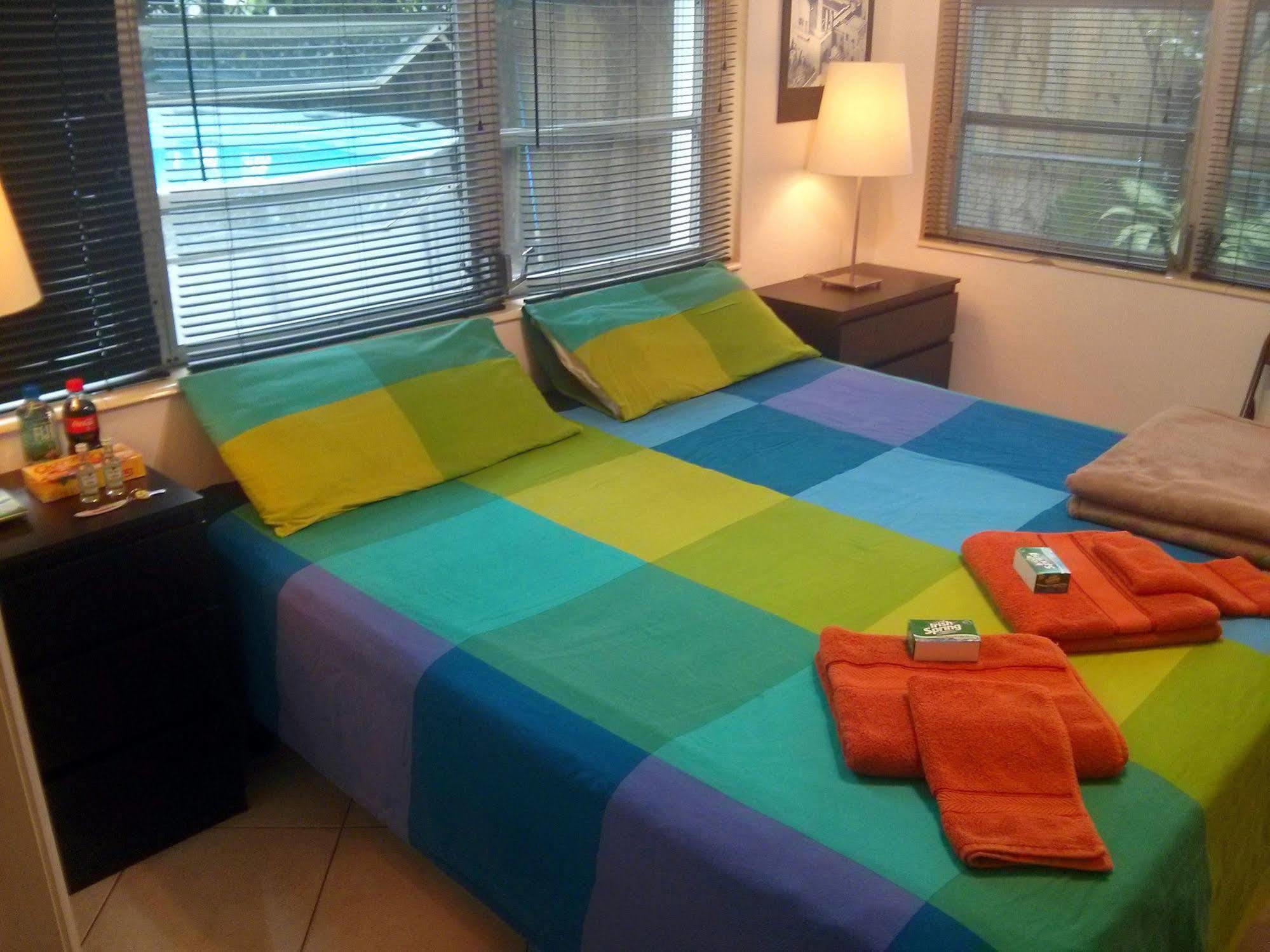 Blue Ocean Guesthouse Oakland Park Luaran gambar