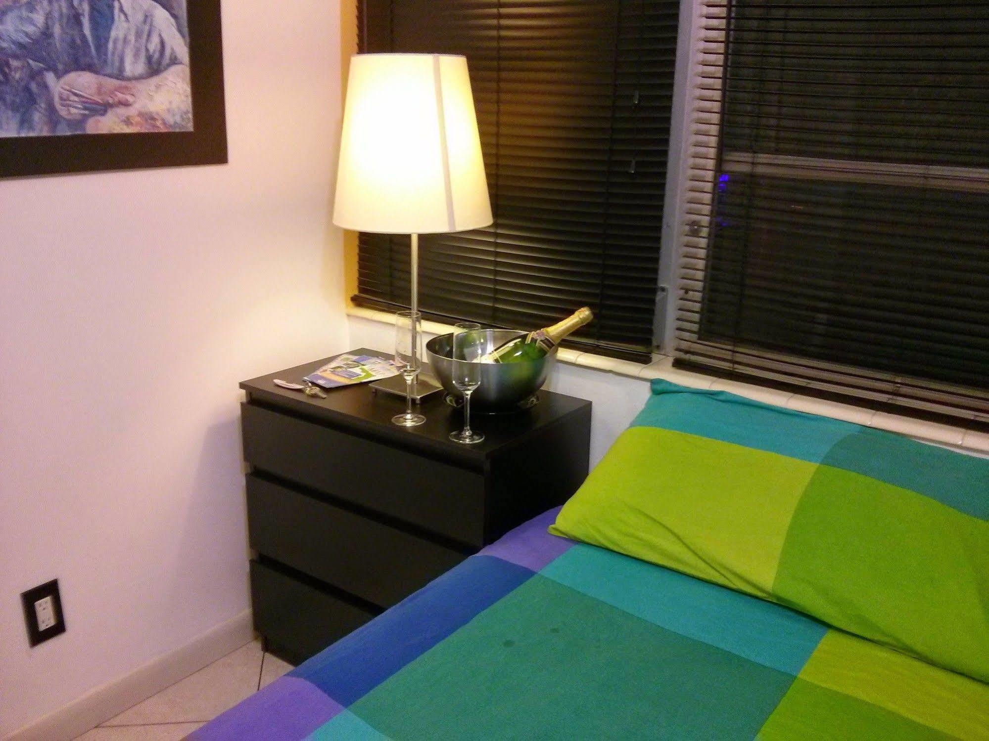 Blue Ocean Guesthouse Oakland Park Luaran gambar