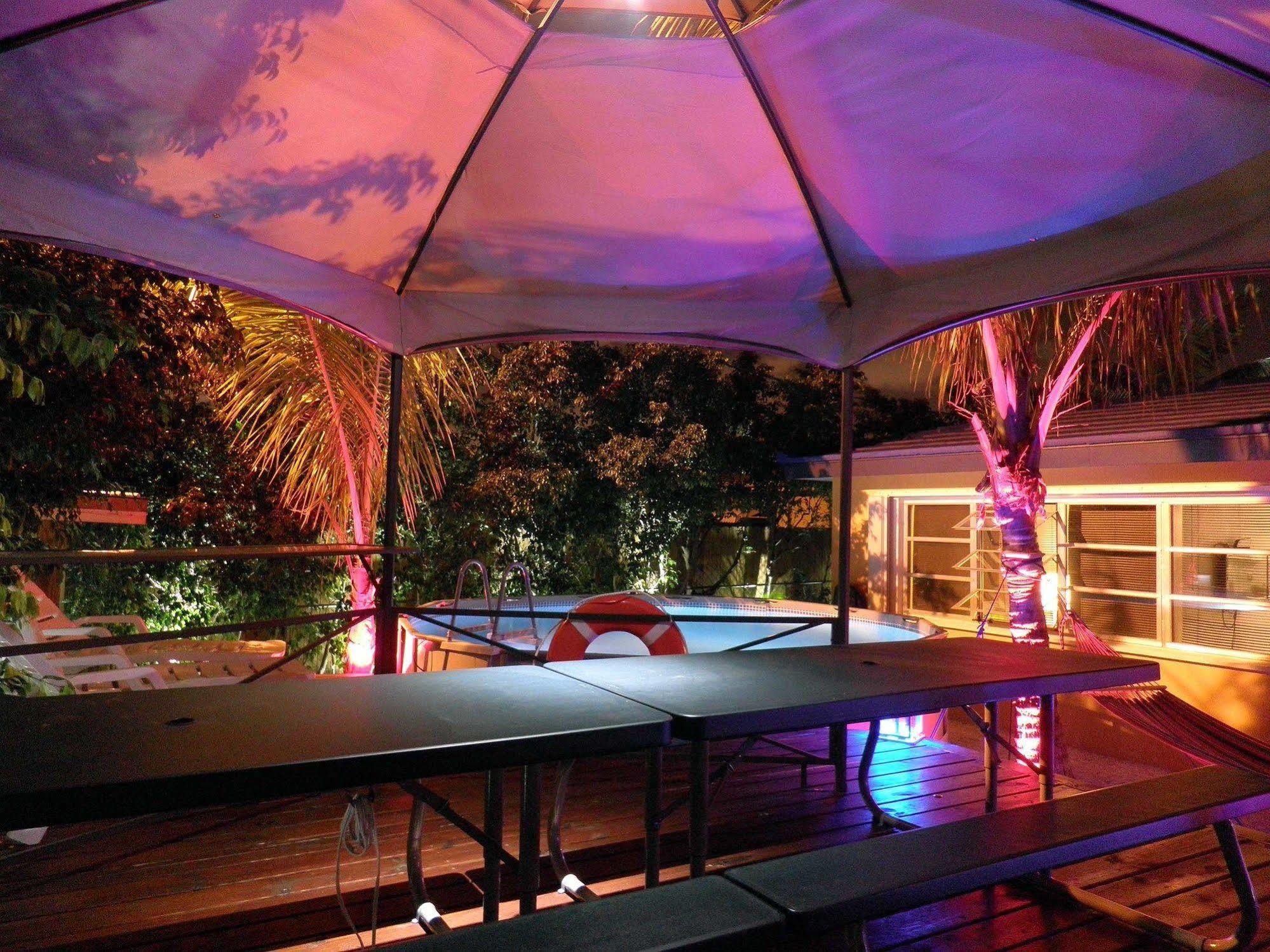 Blue Ocean Guesthouse Oakland Park Luaran gambar